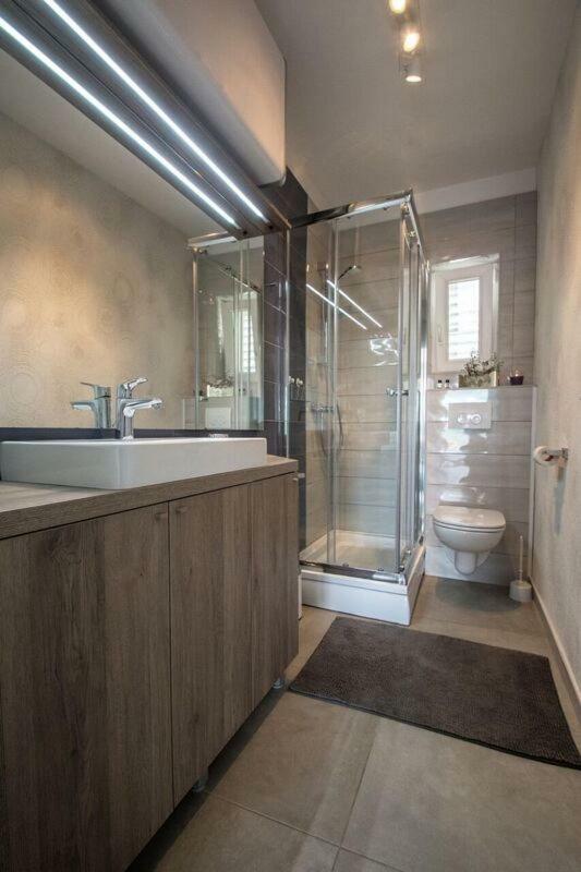 Salt & Sand Villa Kornić 外观 照片